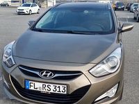Gebraucht Hyundai i40 136 PS (100 kW) 2011 Braun Kombi