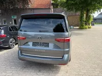 Neu VW Multivan Style 150 PS (110 kW) 2026 Grau Van / Kleinbus