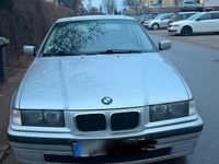 Gebraucht BMW 316 105 PS (77 kW) 2001 Silber