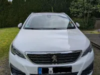 Gebraucht Peugeot 308 Allure 150 PS (110 kW) 2017 Weiß Kombi