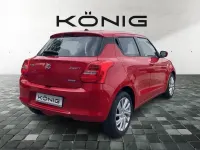 Gebraucht Suzuki Swift Comfort 83 PS (61 kW) 2023 Rot Kleinwagen