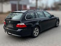 Gebraucht BMW 525 197 PS (144 kW) 2007 Schwarz Kombi