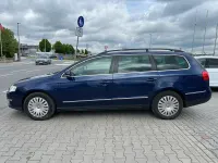 Second-hand VW Passat Comfortline 122 CP (89 kW) 2010 Albastru Break