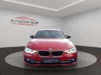 Gebraucht BMW 320 Sport Line 184 PS (135 kW) 2016 Rot Limousine