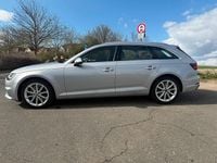 Używany Audi A4 150 KM (110 kW) 2019 Srebrny Kombi