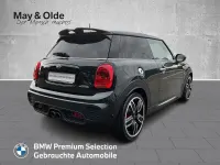 Gebraucht Mini John Cooper Works Chili 231 PS (169 kW) 2018 Gruen Kleinwagen