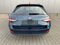 Gebraucht Skoda Superb Style 150 PS (110 kW) 2019 Blau metallic Kombi