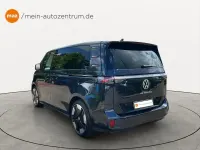 Gebraucht VW ID. Buzz Pro 150 kW (204 PS) 2023 Starlight blue metallic Van / Kleinbus