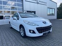 Gebraucht Peugeot 207 Active 120 PS (88 kW) 2015 Weiß Cabrio