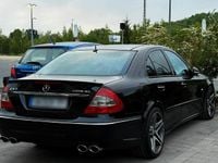 Gebraucht Mercedes E320 AMG 300 PS (220 kW) 2009 Schwarz Limousine