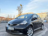 Gebraucht Toyota Aygo 68 PS (50 kW) 2006 Schwarz Kleinwagen