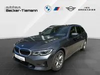 Gebraucht BMW 330e Sport Line 292 PS (214 kW) 2022 Grau Kombi
