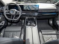 Neu BMW 540 303 PS (222 kW) 2026 Schwarz (m carbonschwarz metallic) Kombi
