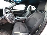 Gebraucht Lexus UX Launch Edition 184 PS (135 kW) 2019 Sonic white sonic white SUV