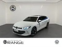Gebraucht VW Passat Elegance 150 PS (110 kW) 2024 Weiß Kombi