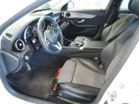 Gebraucht Mercedes C220 Avantgarde 194 PS (142 kW) 2019 Weiß Limousine