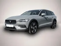 Gebraucht Volvo V60 CC Plus 197 PS (144 kW) 2024 Manufacturer Kombi