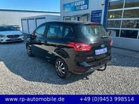 Second-hand Ford B-MAX Trend 101 CP (74 kW) 2017 Negru Monovolum