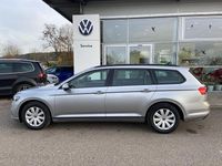 Gebraucht VW Passat 150 PS (110 kW) 2022 Silber Kombi