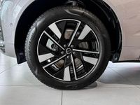 Neu Volvo XC60 Plus 349 PS (256 kW) 2025 Aurora silver / metallic SUV