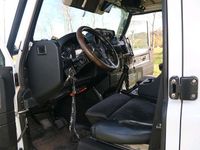 Gebraucht Land Rover Defender 158 PS (116 kW) 2011 Weiß SUV