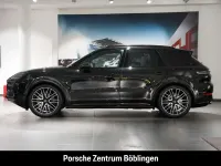 Neu Porsche Cayenne Turbo E-Hybrid 740 PS (544 kW) 2026 Schwarz SUV