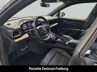 Gebraucht Porsche Macan 380 kW (517 PS) 2025 Aventuringrünmetallic SUV