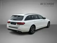 Gebraucht Mercedes E300 Avantgarde 306 PS (225 kW) 2023 Weiß Limousine