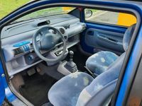 gebraucht Renault Twingo 76000 km, TÜV 01/25 für FP 350,-