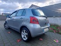 gebraucht Toyota Yaris 1,4-l-D-4D Cool Cool