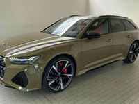 Gebraucht Audi RS6 Exclusive 600 PS (441 kW) 2020 Individuallackierung taktikgrü Kombi