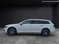 Gebraucht VW Passat Elegance 200 PS (147 kW) 2022 Pure white Kombi