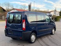 Second-hand Citroën Jumpy 120 CP (88 kW) 2011 Albastru Monovolum