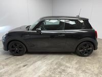 Gebraucht Mini Cooper Classic 136 PS (100 kW) 2023 Midnight blac (metallic) Kleinwagen