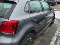 Gebraucht VW Polo 82 PS (60 kW) 2010 Grau Kleinwagen