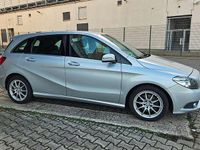 Gebraucht Mercedes B200 156 PS (114 kW) 2012 Polarsilber Van / Kleinbus