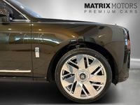 Gebraucht Rolls Royce Cullinan 571 PS (419 kW) 2024 Grün SUV