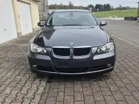 Gebraucht BMW 318 130 PS (95 kW) 2007 Grau Limousine
