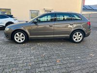 Gebraucht Audi A3 Attraction 105 PS (77 kW) 2013 Grau Limousine