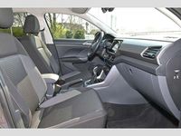 Gebraucht VW T-Cross Active 95 PS (69 kW) 2021 Limestone grey metallic SUV