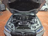 Gebraucht BMW M550 M Sport 530 PS (389 kW) 2021 Grau Limousine