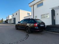Gebraucht Skoda Octavia 122 PS (89 kW) 2012 Schwarz Kombi