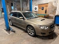 Gebraucht Subaru Legacy 150 PS (110 kW) 2009 Gold Kombi