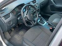 Gebraucht Skoda Octavia Ambition 150 PS (110 kW) 2014 Silber Kleinwagen