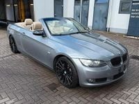 Gebraucht BMW 330 Cabriolet 231 PS (169 kW) 2008 Grau Cabrio