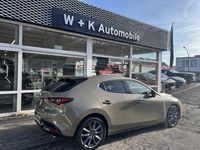 Neu Mazda 3 Exclusive-Line 140 PS (102 kW) 2025 Gelb Limousine