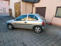 Gebraucht Opel Corsa 65 PS (47 kW) 1999 Silber Kleinwagen