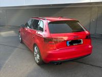 Gebraucht Audi A3 Sport 125 PS (91 kW) 2014 Rot Limousine