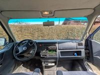 Second-hand VW T4 102 CP (75 kW) 2000 Albastru Van