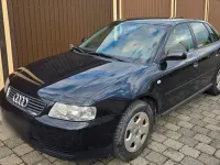 Gebraucht Audi A3 Attraction 102 PS (75 kW) 2001 Schwarz Kleinwagen